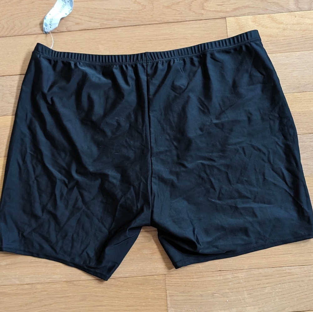 Fashion World Women's Plus Size 2X Black Bike Bicycle Shorts